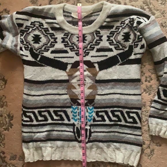 Jen’s pirate booty sitting bull/ cow skull sweater - Picture 6 of 10